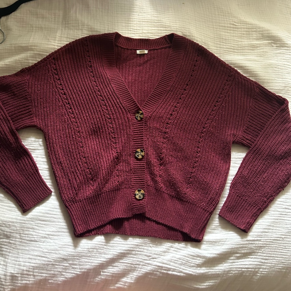garage oversize cropped cardigan (maroon)